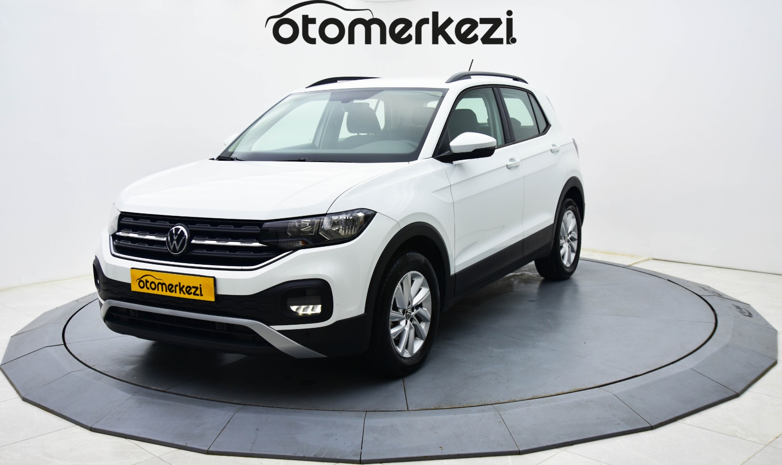 VOLKSWAGEN T-CROSS 2